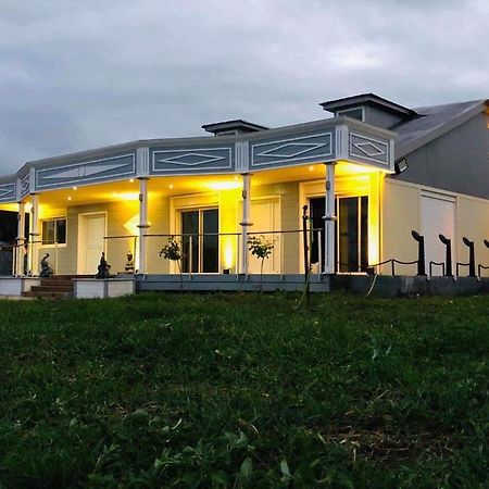 Les Chalets Du Domaine De Nayjee Commune Begue Eksteriør billede